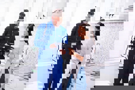 DIY Pest Control vs. Professional Service: What You Need to Know